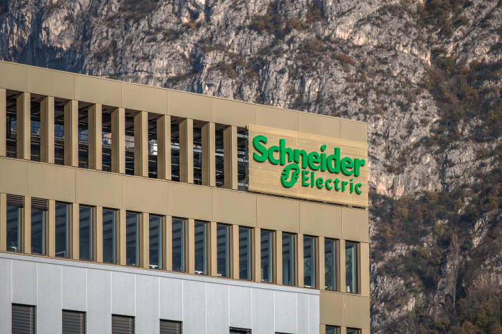 L'offre de Schneider Electric sur sa filiale britannique Aveva serait imminente - Francois HENRY/REA