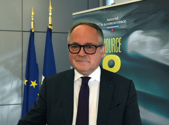 Benoît Coeuré (Photo by Eric PIERMONT / AFP)