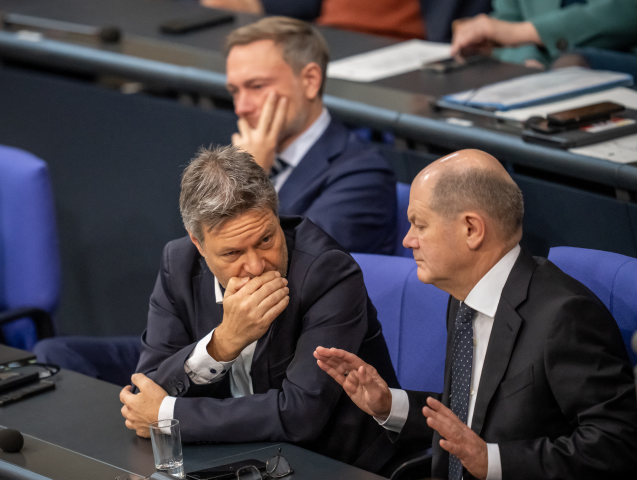 Christian Lindner, ministre des Finances, Robert Habeck, ministre de l'Economie et Olaf Scholz, chancelier fédéral d'Allemagne - MICHAEL KAPPELER / DPA / dpa Picture-Alliance via AFP

