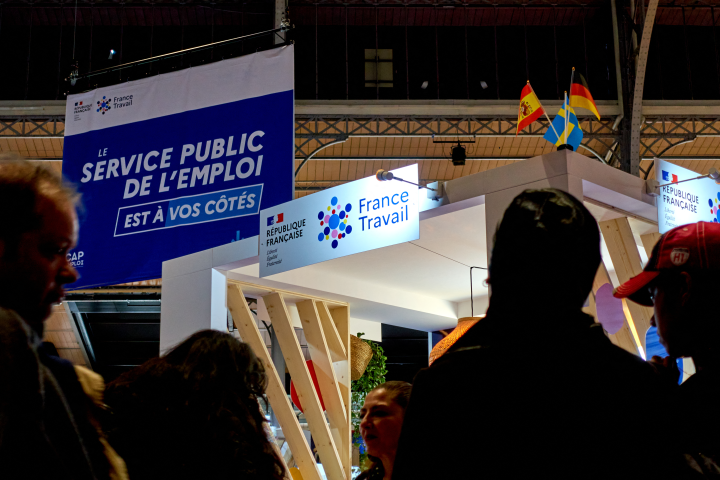 Emploi. Photo par ADNAN FARZAT / NURPHOTO / NURPHOTO VIA AFP