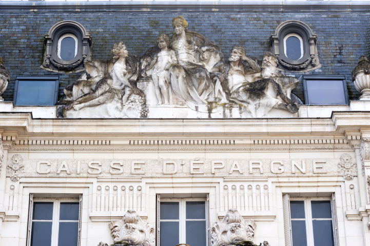 Le taux d’épargne des Français reste élevé, à 15,9 % au troisième trimestre 2022 (Arnaud HEBERT/REA)