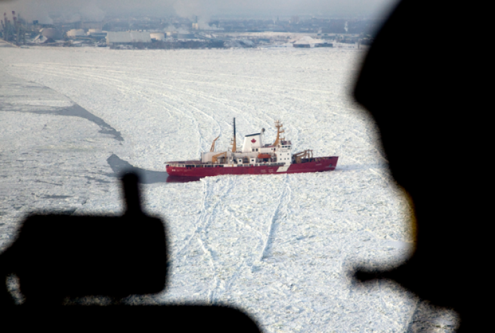 Brise glace. Photo par PHILIPPE ROY / PHILIPPE ROY / AURIMAGES VIA AFP