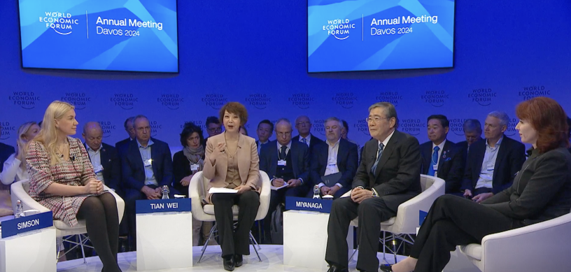 Table ronde lors du sommet de Davos. DR