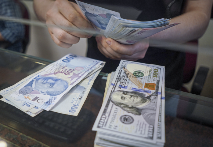 Bureau de change en Turquie. Tunahan Turhan / SOPA Images/ZUMA/REA