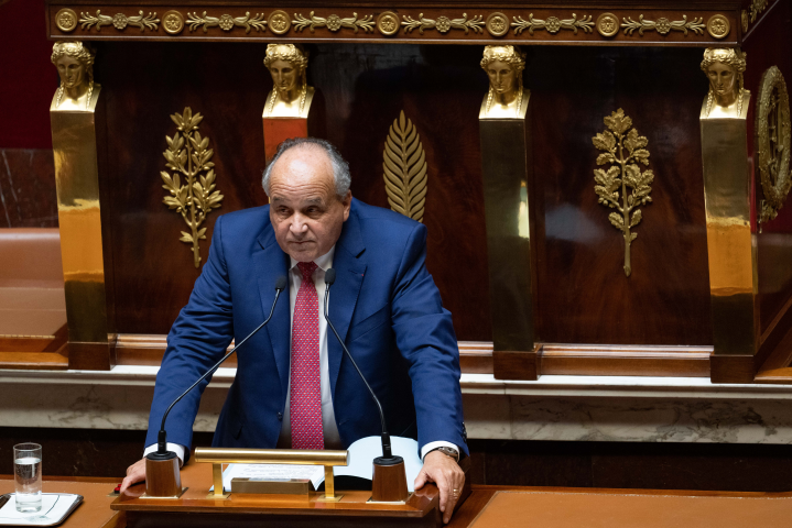 Jean-Paul Mattéi, président du groupe Démocrate à l'Assemblée nationale ( ©Eric TSCHAEN/REA)