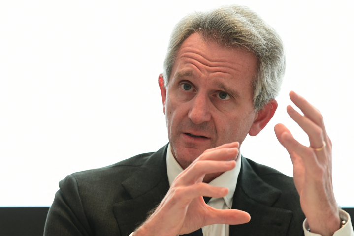 Alberto Nagel, le président-directeur général de Mediobanca (Photo by Miguel MEDINA / AFP)