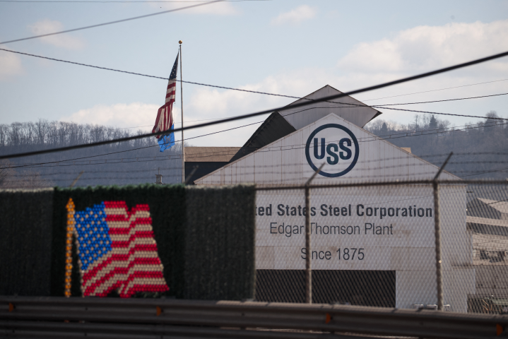 US Steel, le numéro trois américain de l'acier, pourrait fait l'objet d'une offre d'ArcelorMittal - Photo by Drew Angerer / GETTY IMAGES NORTH AMERICA / Getty Images via AFP