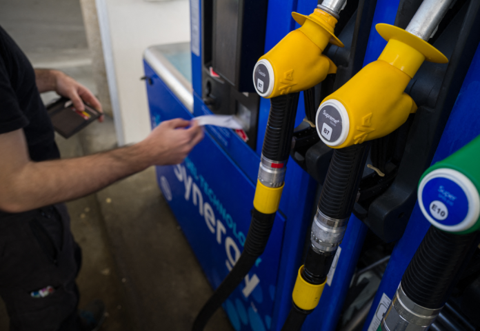 Station service. Photo par FREDERIC SCHEIBER / HANS LUCAS / HANS LUCAS VIA AFP