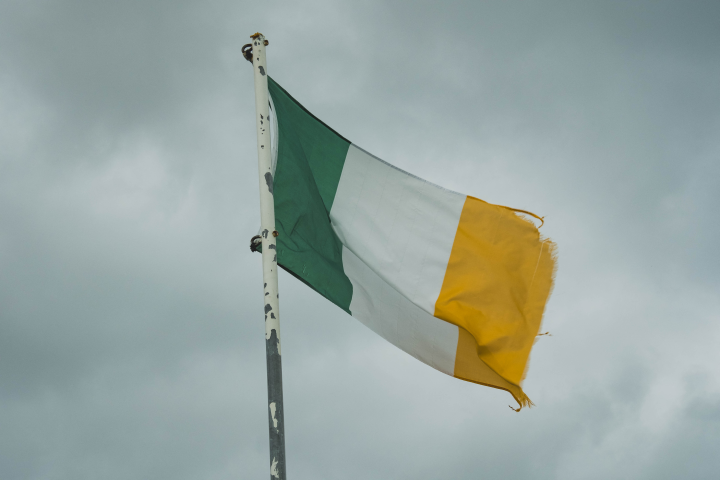 Drapeau irlandais. Photo by Annabelle Planche / https://hanslucas.com/ahamil/ser / Hans Lucas via AFP