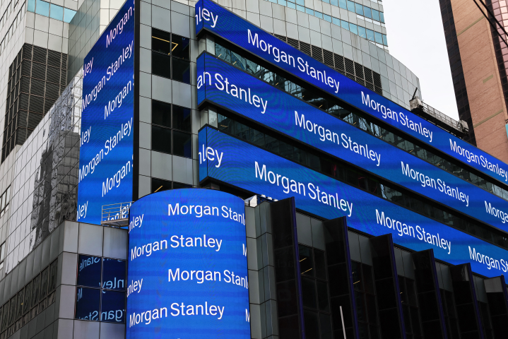Portée par un troisième trimestre record, l’action Morgan Stanley a signé un sommet inédit à Wall Street - Photo by Michael M. Santiago / GETTY IMAGES NORTH AMERICA / Getty Images via AFP
