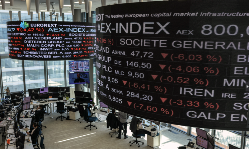 Euronext (Photo by Thomas SAMSON / AFP)
