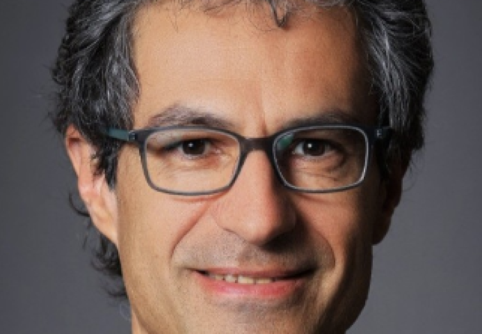 Nicolas Carnot - photo issue du profil LinkedIn de Nicolas Carnot