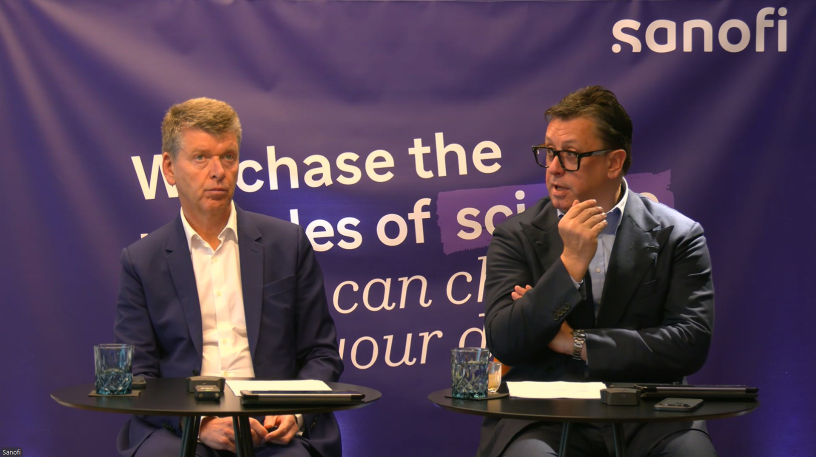 Paum Hudson, le directeur général de Sanofi, et François-Xavier Roger, le directeur financier, lors de la présentation des résultats annuels 2025 (Sanofi)