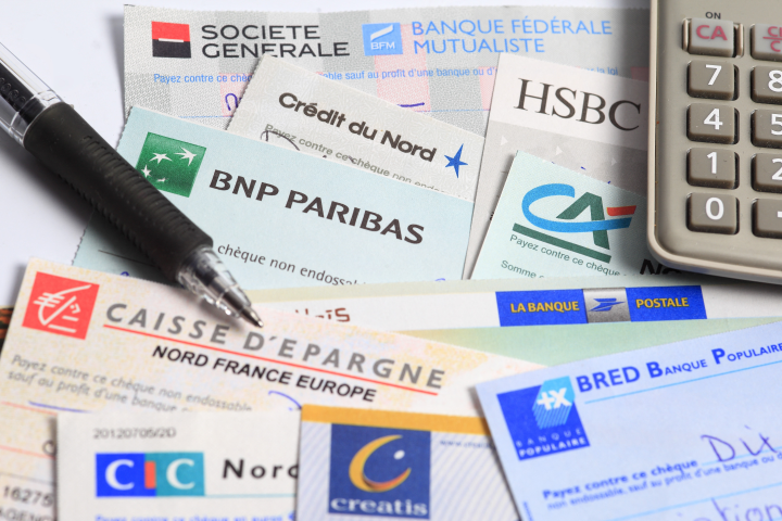 Le chèque n'échappe pas à la fraude. Photo par PHILIPPE TURPIN / PHOTONONSTOP / PHOTONONSTOP VIA AFP