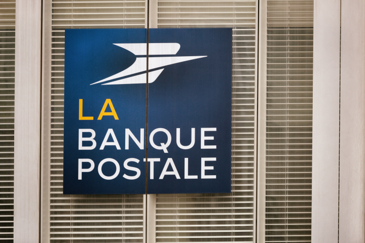 La Banque Postale a lancé son OPA sur CNP Assurances - Photo by Martin Noda / Hans Lucas / Hans Lucas via AFP