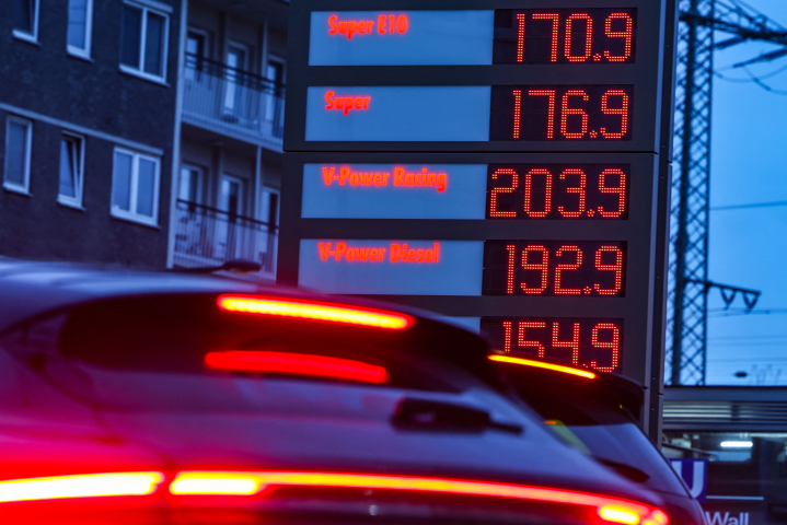 Prix de l'essence. Photo par OLIVER BERG / DPA / DPA PICTURE-ALLIANCE VIA AFP