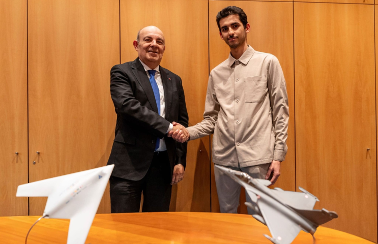 Eric Trappier, PDG de Dassault Aviation et Mouad M'Ghari, PDG et cofondateur de Harmattan AI. Crédits : Dassault Aviation