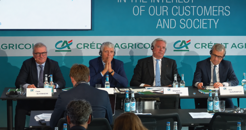 De gauche à droite : Frank Schönherr, Olivier Gavalda, Stéphane Priami et Amir Djourabtchi, lors de la présentation de Crédit Agricole Deutschland, jeudi à Francfort.