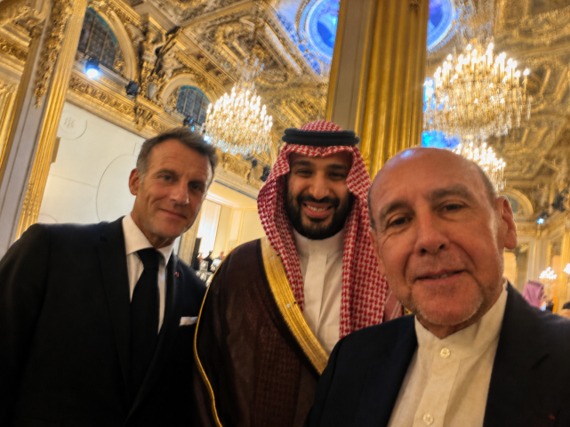 Philippe Pouletty aux côtés d’Emmanuel Macron et de Mohammed ben Salmane, lundi soir à l’Élysée.