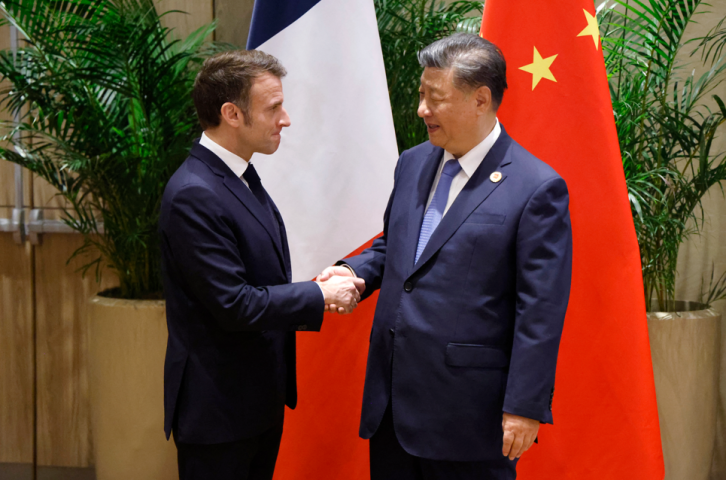 Emmanuel Macron, président de la République française et Xi Jinping, président de la République populaire de Chine - Ludovic MARIN / AFP