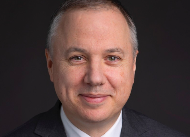 Claude Laruelle (DR)