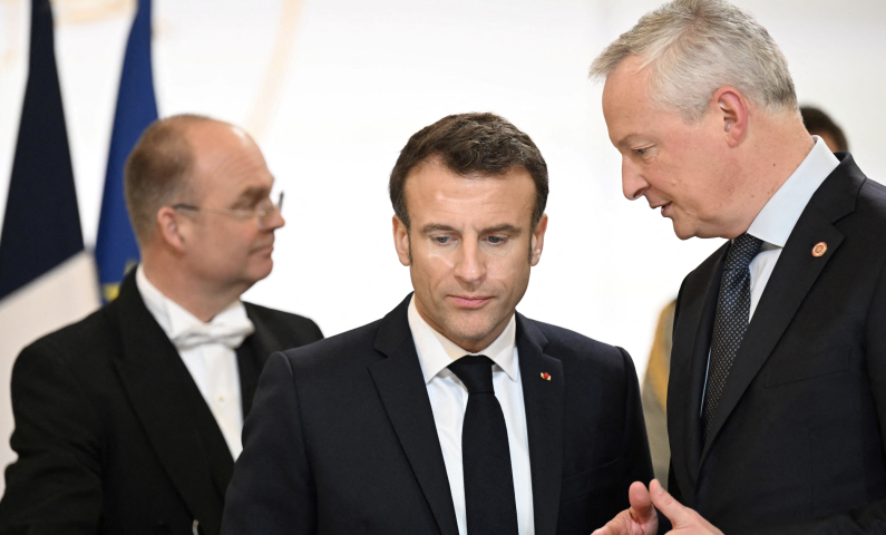 Les autorités françaises ne parviendraient pas à résoudre le problème de la compétitivité hexagonale. Emmanuel DUNAND / AFP / POOL