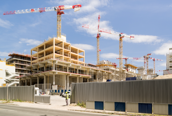 Chantiers en Ile-de-France. Arthur CRESTANI/REA