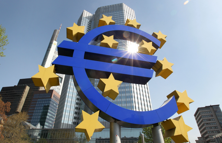 Euro. Photo par DANIEL ROLAND / AFP
