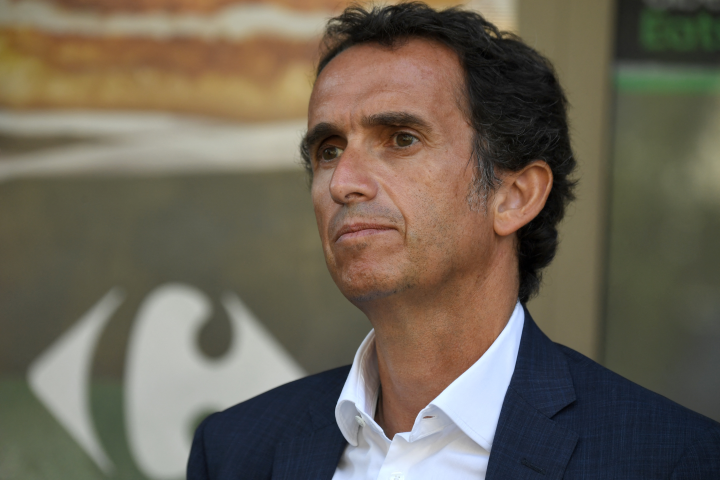 Alexandre Bompard, président-directeur général (© Photo by Eric PIERMONT / AFP)