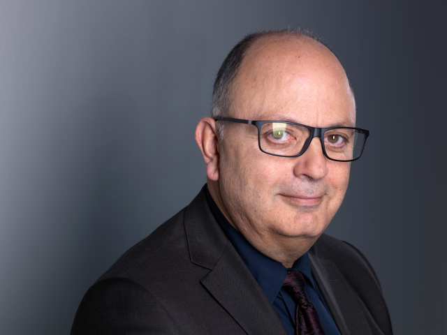 Simon Azoulay, PDG d'Alten - C. LEBEDINSKY/Challenges-REA