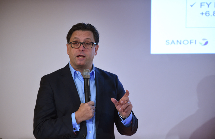 Paul Hudson, le directeur général de Sanofi - Photo by ERIC PIERMONT / AFP