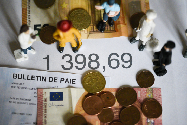 Smic en début d'année 2024. Photo by Magali Cohen / Hans Lucas / Hans Lucas via AFP