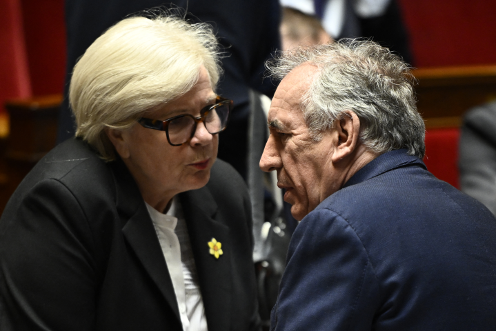 Catherine Vautrin, ministre du Travail et François Bayrou, Premier ministre - JULIEN DE ROSA / AFP