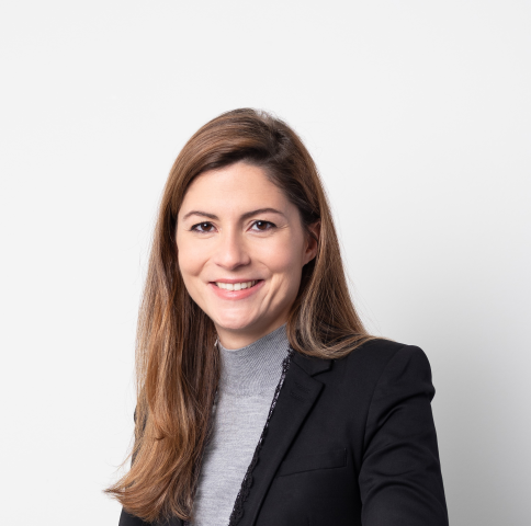 Portrait de Justine Coutard, directrice générale de l'aéroport Paris-Orly - Irene de Rosen