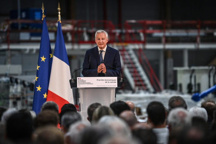 Le ministre de l'Economie et des Finances lors de son discours de rentrée en Haute-Savoie  (Photo by OLIVIER CHASSIGNOLE / AFP)
