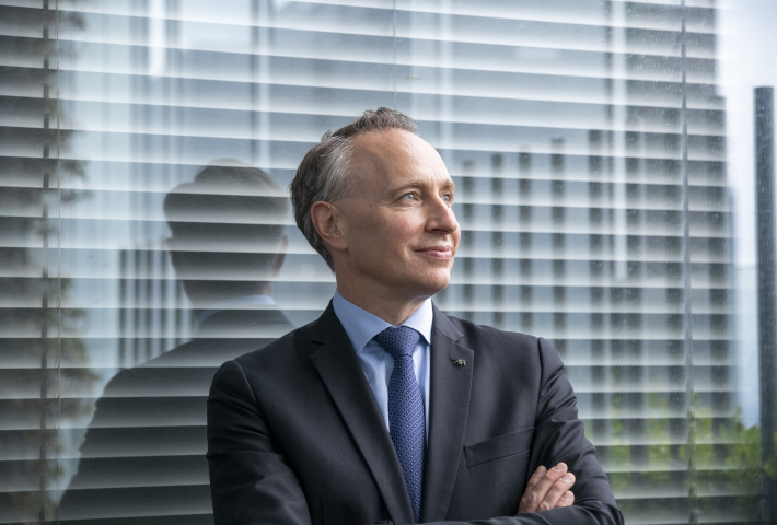 Thomas Buberl, directeur général d'Axa (James Hill/The New York Times)