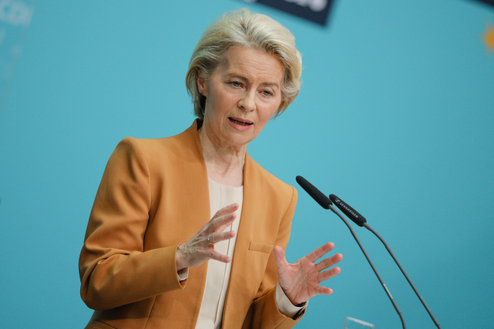 Ursula con der Leyen, présidente de la Commission européenne (Photo by Christian Marquardt / NurPhoto / NurPhoto via AFP)