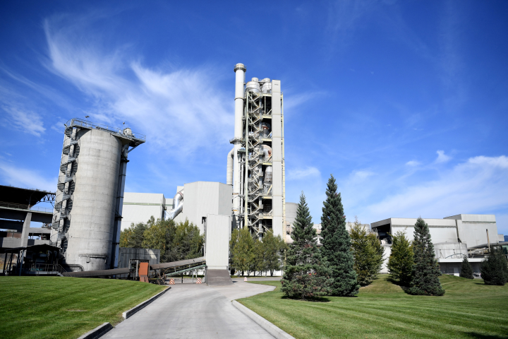 Usine du cimentier français Vicat à Montalieu-Vercier - Photo by JEAN-PIERRE CLATOT / AFP