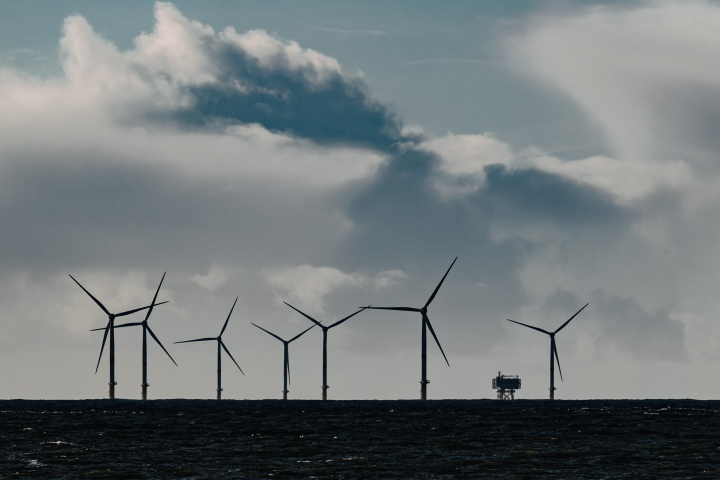 Eoliennes. Photo par JEROME GILLES / NURPHOTO / NURPHOTO VIA AFP