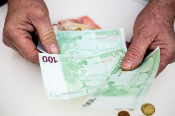 Billets euros (©H. Vanbeselaere/REPORTERS-REA)