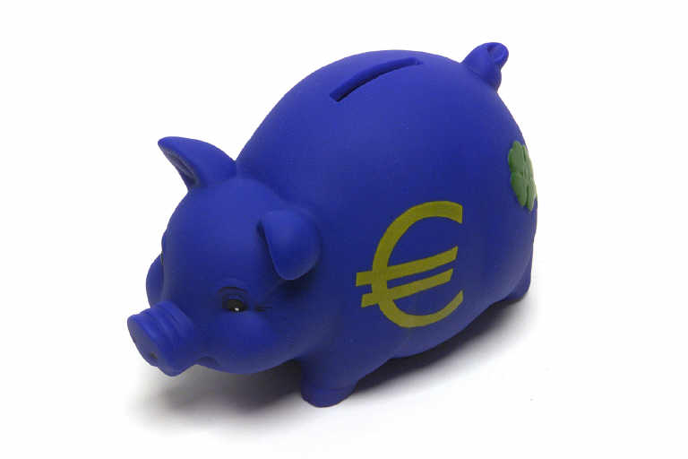 euros - argent - épargne - cochon