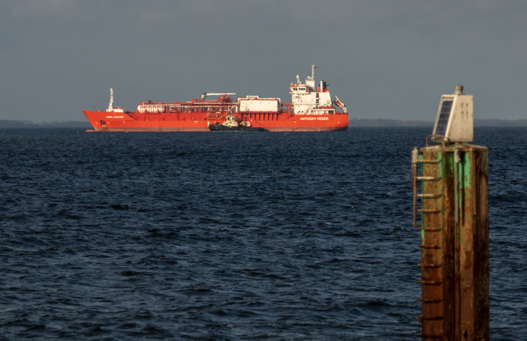 Terminal méthanier en mer Baltique. Paul LANGROCK/LAIF-REA