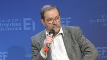 Alain Aspect lors de la REF Numérique du Medef, crédits : Medef