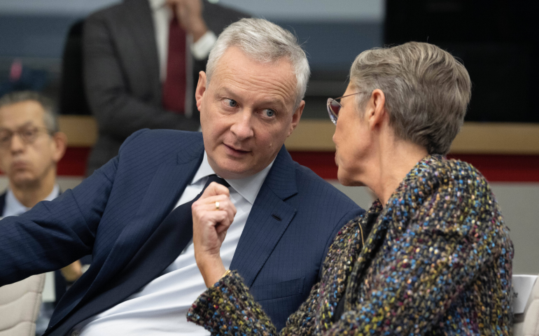 Bruno Le Maire, ministre de l’Economie, des Finances et de la Souverainete industrielle et numerique et Elisabeth Borne, Première Ministre -Jacques Witt/POOL/REA