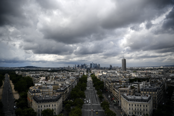 Vue du toit de l'Arc de Triomphe - crédits : CHRISTOPHE ARCHAMBAULT / AFP