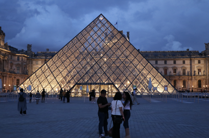 Pyramide du Louvre - Alaattin Dogru / ANADOLU AGENCY / Anadolu Agency via AFP