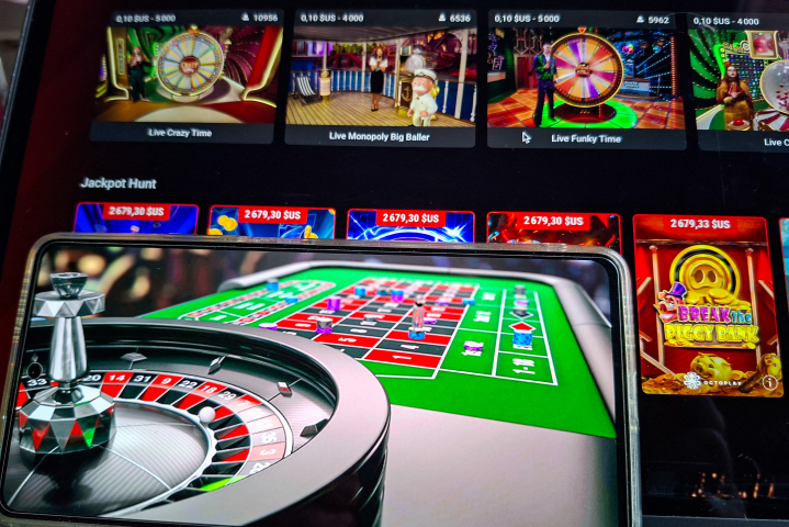 Jeux de casino (Photo by Riccardo Milani / Hans Lucas via AFP)