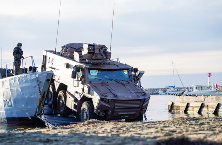 Défense. Photo par FREDERIC PETRY / HANS LUCAS / HANS LUCAS VIA AFP