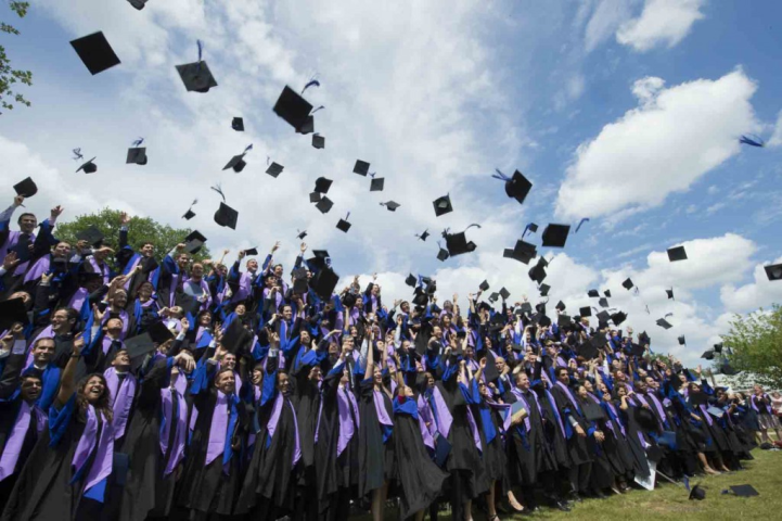 Graduation à HEC Paris