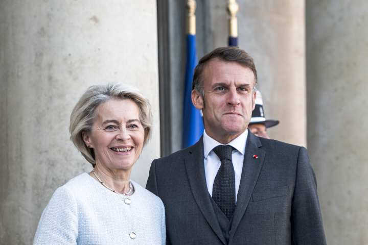 Ursula von der Leyen, présidente de la Commission européenne et Emmanuel Macron, président de la République - Arthur N. Orchard / Hans Lucas via AFP